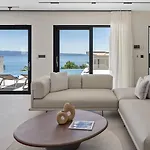 Villa Seaview Libero With Zone, Pool, Billiard *