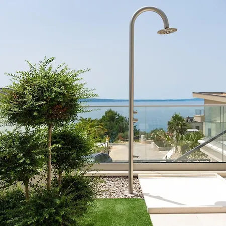 Villa Seaview Libero With Zone, Pool, Billiard Podstrana