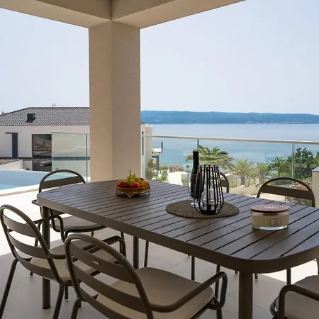 Seaview Libero With Zone, Pool, Billiard *
