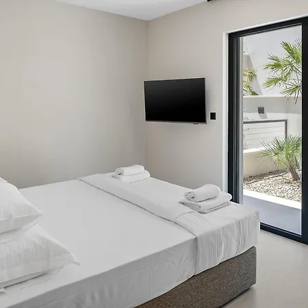 Seaview Libero With Zone, Pool, Billiard *